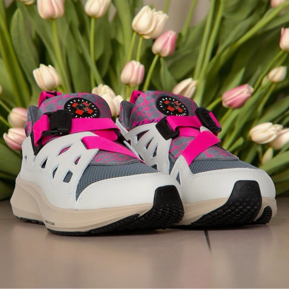 Patta x Nike Team Huarache 20Y24 • 2024 • Size 12 • Yellow or Pink - Picture 3 of 16